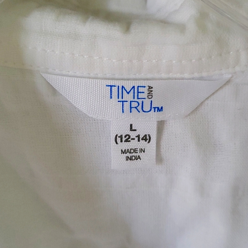 Button front shirt - Picture 3 of 6
